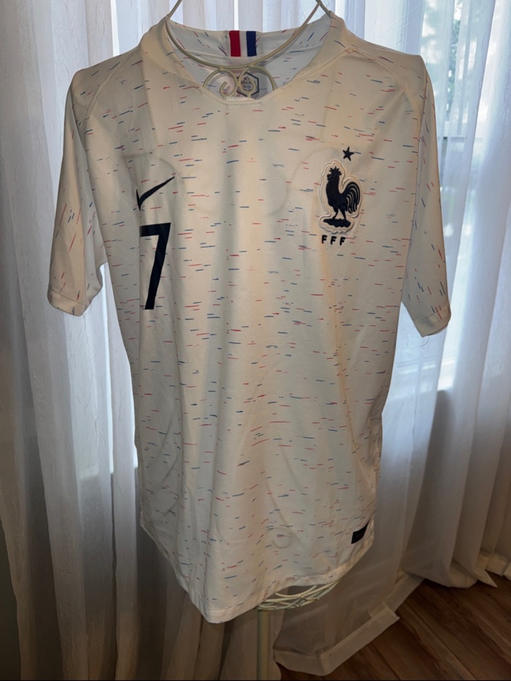 Nike France National Team Griezmann #7 Soccer/Football Jersey with EUC like new!